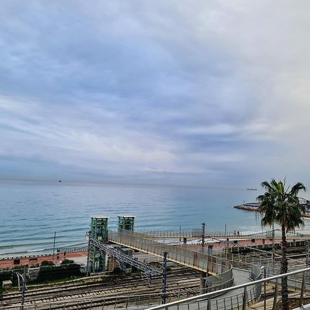 Apartament Elizabet Apartment Тарагона Екстериор снимка