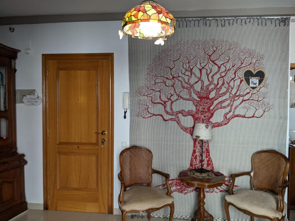 Apartament Elizabet Apartment Тарагона Екстериор снимка